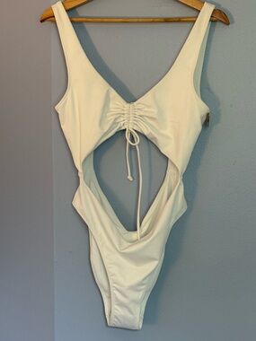 Victoria's Secret White One Piece Swimsuit Cutout Drawstring Size Large High Leg